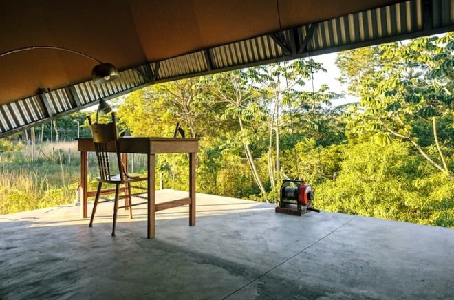 Javier Corvalán, Camera Obscura, Paraguay homes, Caja Oscura, sustainable design, eco-design, green design, natural ventilation, locally-sourced materials, daylighting,