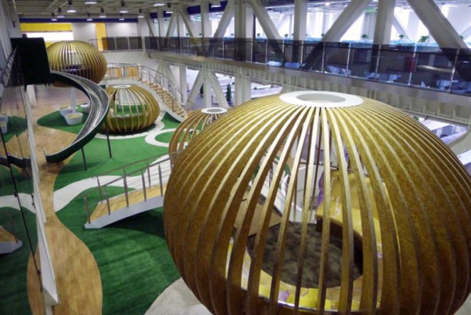 green design, eco design, sustainable design, flexible workspace, edg Corporation, David Ho, Qihoo 360 headquarters, strawboard, sustainable bamboo flooring