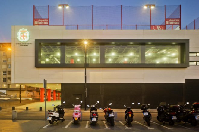 Ego Sports Center, Ferrer Arquitectos, spain, almeria, eco gym, solar hot water, sports center