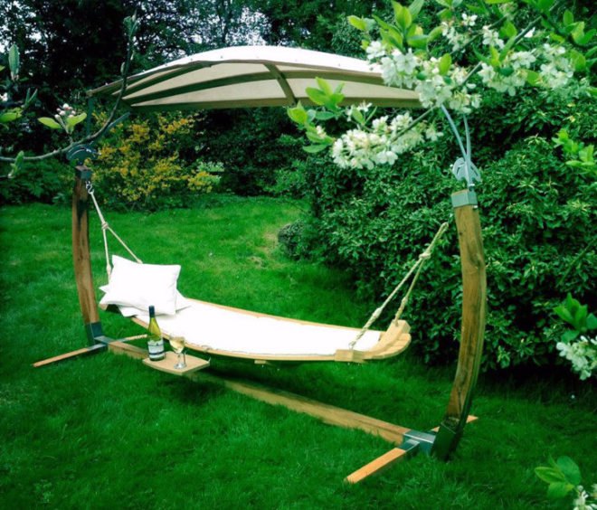 Richard Foxcroft, wood hammock, sustainably sourced wood, wood furniture, green furniture, swing, woodworking, Hertfordshire Hammocks, oak hammock, sustainable design, green design
