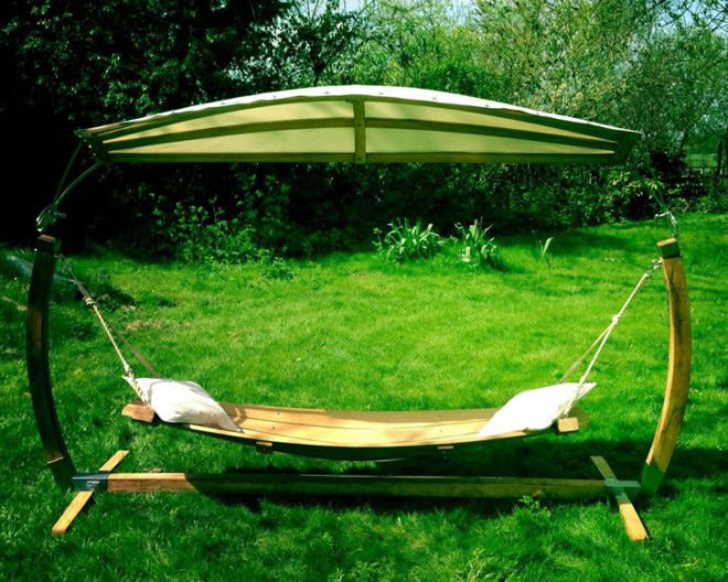 Richard Foxcroft, wood hammock, sustainably sourced wood, wood furniture, green furniture, swing, woodworking, Hertfordshire Hammocks, oak hammock, sustainable design, green design