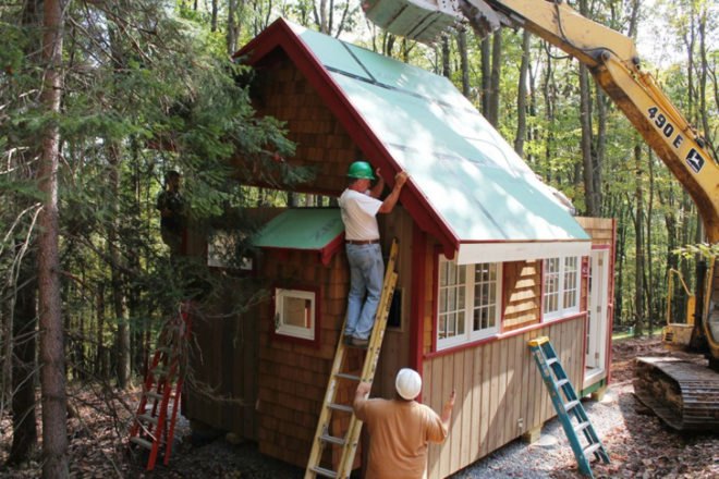 Hobbitat house, Hobbitat Blue Sky Ventures, small prefab houses, prefab homes, Hobbit homes, Blue Moon Rising, eco-resort, eco-retreat Maryland, Deep Creek Lake retreat, ecotourism, sustainable buildings, micro-homes, micro-dwellings, prefab housing