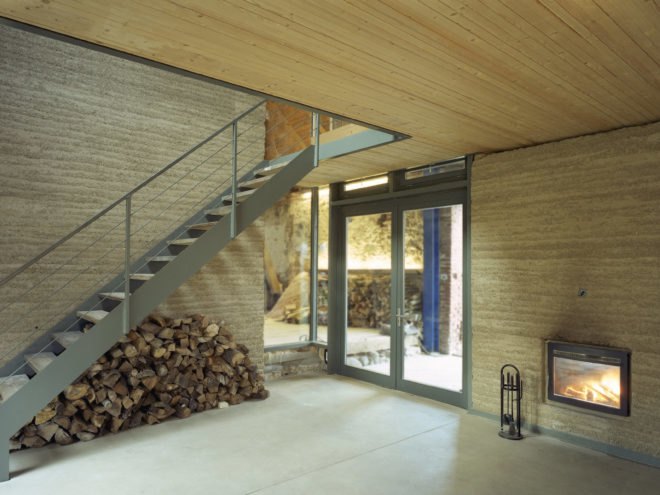 Ihlow House, Roswag Architekten, barn renovation, green renovation, rammed earth, barn house