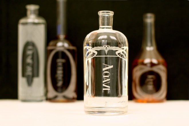 Reclamation Etchworks, recycled bottles, recycled materials, sustainable design, decanter, green design, green food, green drinks, alcohol decanter, recycled decanter, san francisco, green interiors, sustainable interiors, green kitchen