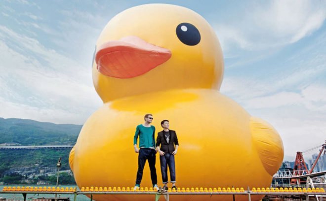 Giant Rubber Duck, Florentijin Hofman, rubber duck art, contemporary art, floating rubber duck, Hong Kong harbor, Hong Kong art, inflatable sculptures, Dutch artist, Dutch art