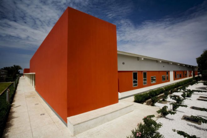 Salam Centre, TAMassociati architecture, salam cardiac surgery centre, shipping containers, cargotecture, eco hospital, sudan