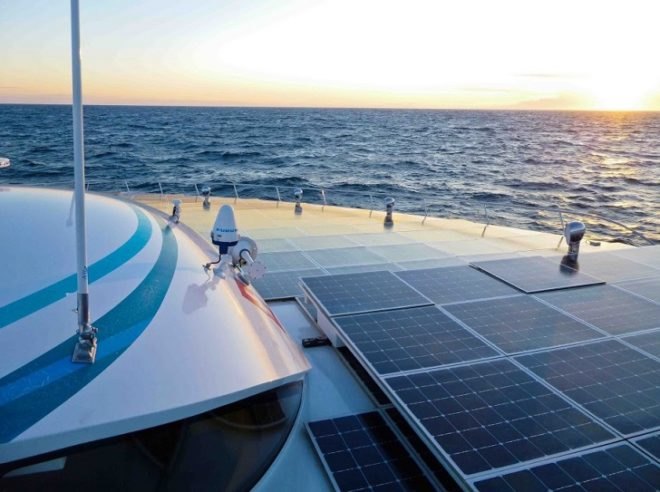 MS Tûranor PlanetSolar, PlanetSolar, solar-powered boat, solar catamaran Swiss solar boat, World speed record boat, solar energy, solar power, green transportation, solar design, solar boat, Guinness World Records, energy efficiency
