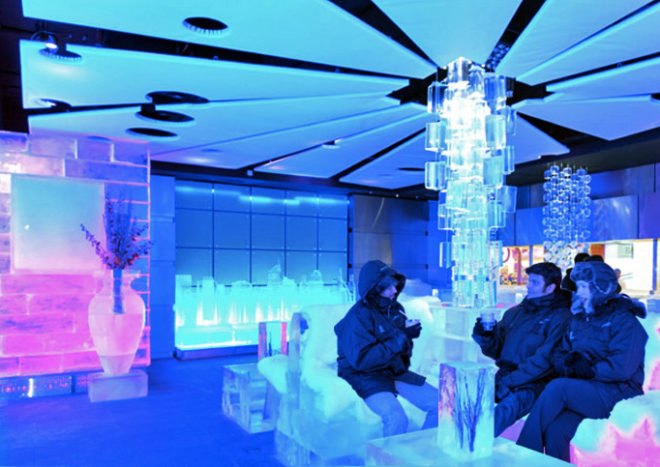 green design, eco design, sustainable design , Chillout Cafe, ice cafe Dubai, Sharaf Group, ice hotel, Burj Khalifa