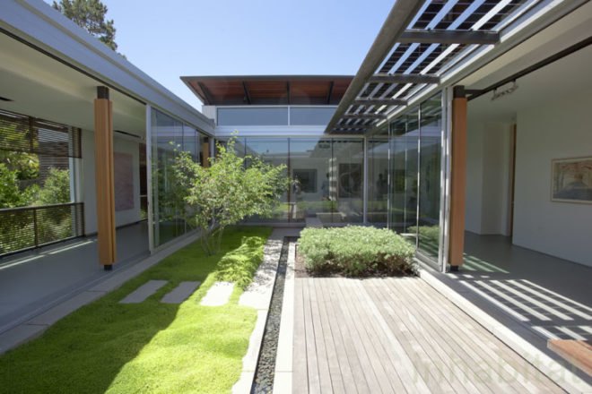 Andrea Ponsi, House on the Bay, Tiburon, San Francisco, net-zero house, solar power