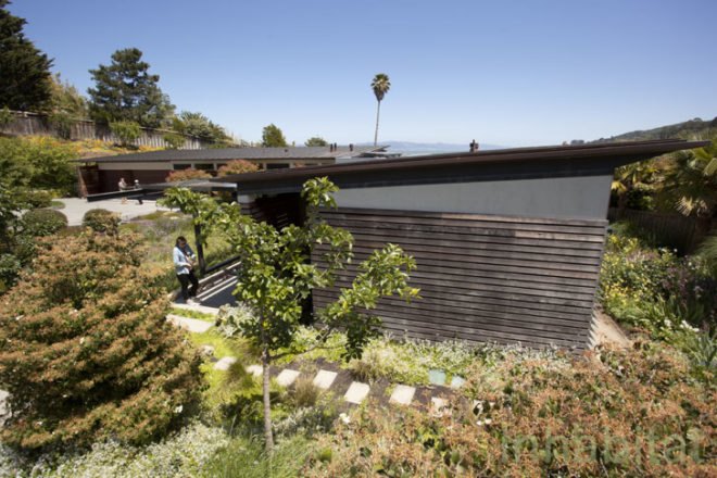 Andrea Ponsi, House on the Bay, Tiburon, San Francisco, net-zero house, solar power