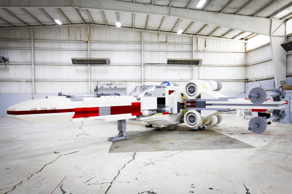 World's Largest LEGO Model, Star Wars, X-Wing Starfighter, giant lego model, lego starfighter, lego star wars, lego nyc, lego models, giant lego model, lego times square, star wars lego model