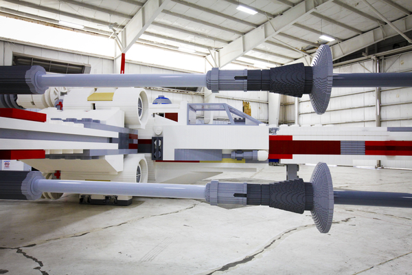 World's Largest LEGO Model, Star Wars, X-Wing Starfighter, giant lego model, lego starfighter, lego star wars, lego nyc, lego models, giant lego model, lego times square, star wars lego model