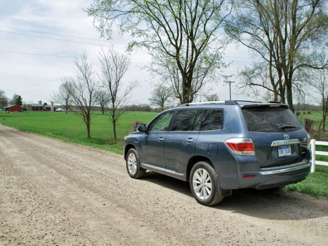 Toyota Highlander Hybrid, Toyota, Toyota Highlander, hybrid car, green car, green transportation, test drive, Laura Cowan, Laura K. Cowan
