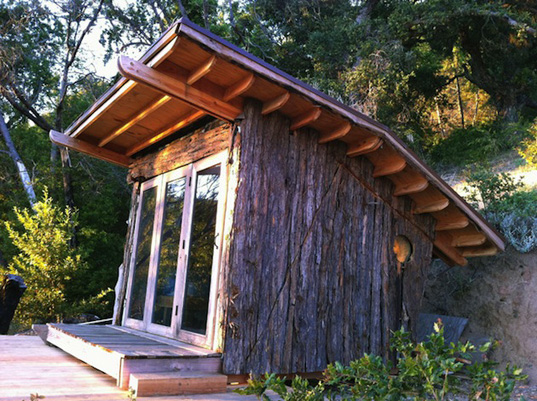 Hawk House Alex Wyndham, Alex Wyndham, tiny houses, small timber houses, off the grid houses, California cabana, timber house Big Sur, Big Sur
