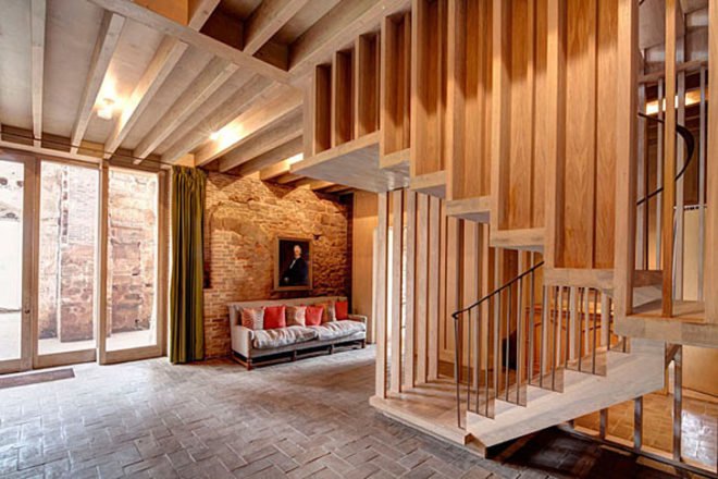 Astley Castle Renovation, Witherford Watson Mann Architects, RIBA 2013 Awards, UK landmarks, green renovation, castle renovation, Landmark Trust UK, UK ancient ruins
