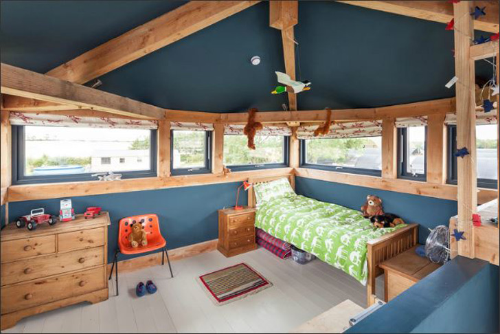 World War II, farmhouse, renovation, adaptive reuse, Airbase, Cameron Scott, Timberdesign, Allies Farmhouse, United Kingdom, England, Essex, passivehaus, carbon neutral, timber frame