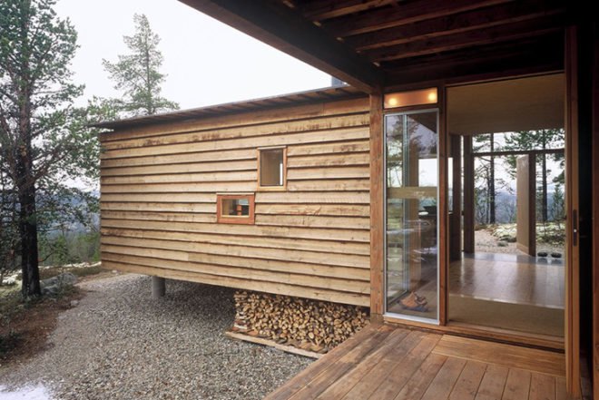 Carl-Viggo Hølmebakk, Mountain Cottage, Norway, stilts, pinewood, local wood, architecture, stilts