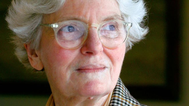 Denise Scott Brown Pritzker, Denise Scott Brown, Robert Venturi, Pritzker Prize, Pritzker Retroactive, archtiecture awards, sexism in architecture, Women in architecture, Harvard GSD, postmodern architects, Learning from Las Vegas, online petition, petition Denise Scott Brown