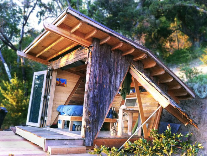 Hawk House Alex Wyndham, Alex Wyndham, tiny houses, small timber houses, off the grid houses, California cabana, timber house Big Sur, Big Sur