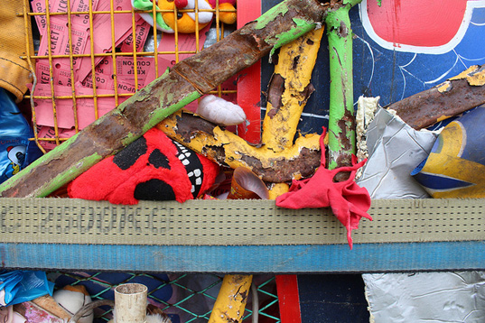 James Dive Once Sculpture, Amusement Park Sculpture, The Glue Society, reused amusement park, Sculpture by the Sea Denmark, art show Denmark, waste art, art
