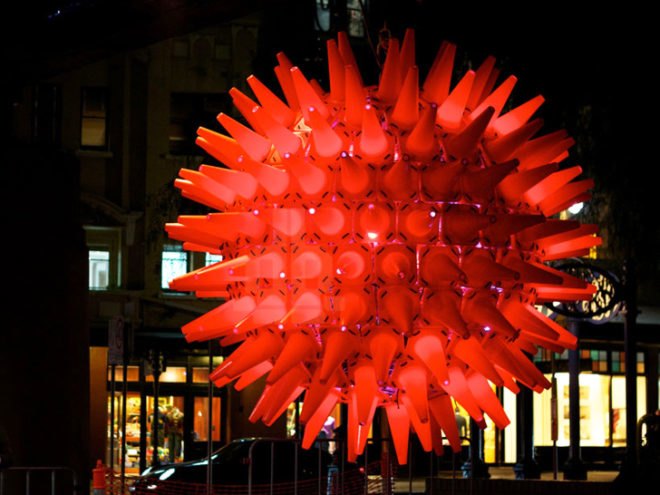 Planet: Under Construction PUC, Woods Bagot, PUC lighting installation Vivid Sydney, Vivid Sydney 2013, Vivid Sydney 2013 installations, interactive lighting installation, motion sensors light sculpture, light sculpture, Sydney art, green lighting, recycled materials, recycled light installation