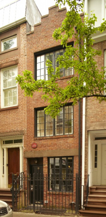 New york real estate, private garden, reclaimed wood flooring, west village homes, 75.5 bedford street, new york’s narrowest home, nyc narrowest home, tiny homes, tiny apartments, nyc tiny apartments, nyc tiny homes, nyc celebrity homes