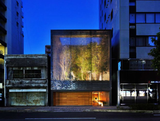 Optical Glass House, Hiroshi Nakamura & NAP, Hiroshi Nakamura & NAP Optical Glass House, Hiroshi Nakamura & NAP Hiroshima, Hiroshima architecture, glass architecture, daylit home, natural lighting, glass houses Japan, Japanese architects, Japan, Kengo Kuma