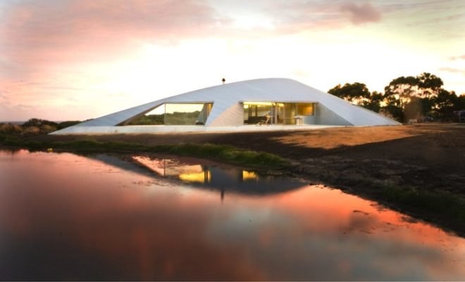 green design, sustainable design, eco-design, James Stockwell, Croft House, Australia, Inverloch, space craft, passive solar design, vernacular architecture, eco-design, site sensitive design in Australia, low embedded energy materials
