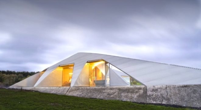 green design, sustainable design, eco-design, James Stockwell, Croft House, Australia, Inverloch, space craft, passive solar design, vernacular architecture, eco-design, site sensitive design in Australia, low embedded energy materials