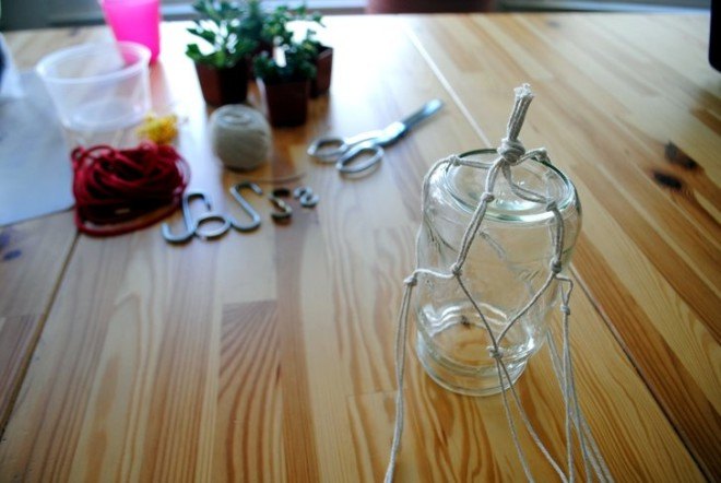 DIY, recycled, string, planter, succulent, interior, how-to, knotted, plants, decoration