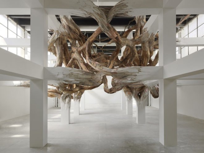 Henrique Oliveira, Henrique Oliveira Baitogogo, wood installation, reclaimed wood, recycled materials, Sao Paulo, Sao Paulo favelas, favelas, Brazilian slums, favela art, biomimesis, biomimetic art