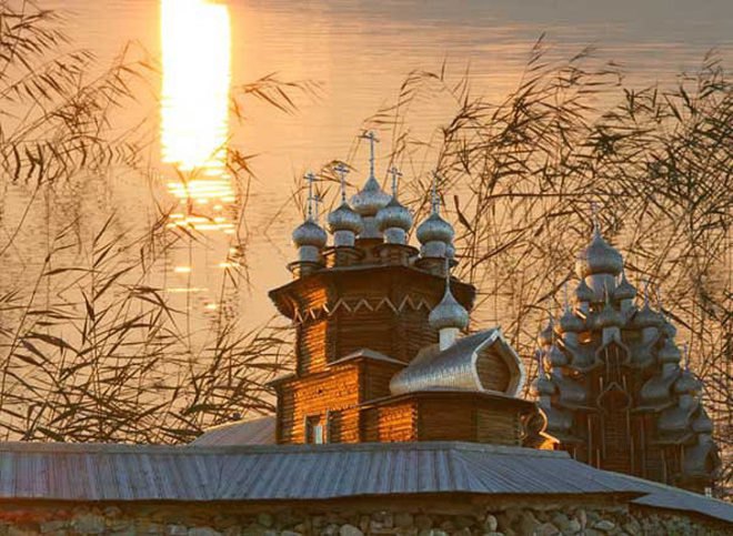 green design, eco design, sustainable design, Kizhi Pogost, UNESCO World Heritage Site, tallest wooden structure in the world, timber building, Church of the Transfiguration, Karelia Russia