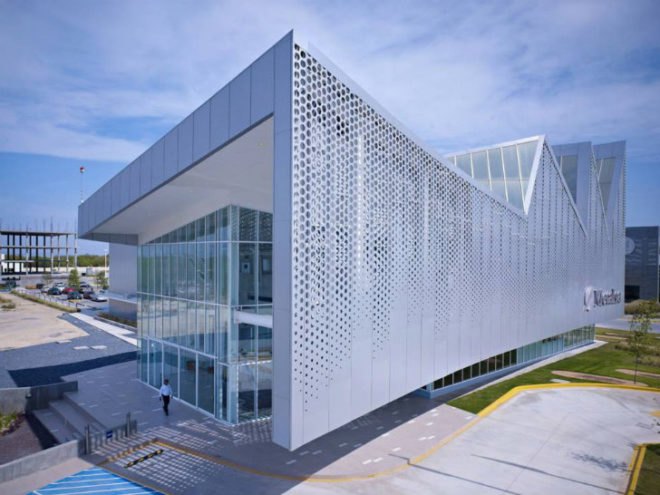 Metalsa SA, Brooks Scarpa, industrial building, daylighting, monterrey, mexico, saw-toothed, eco factory,
