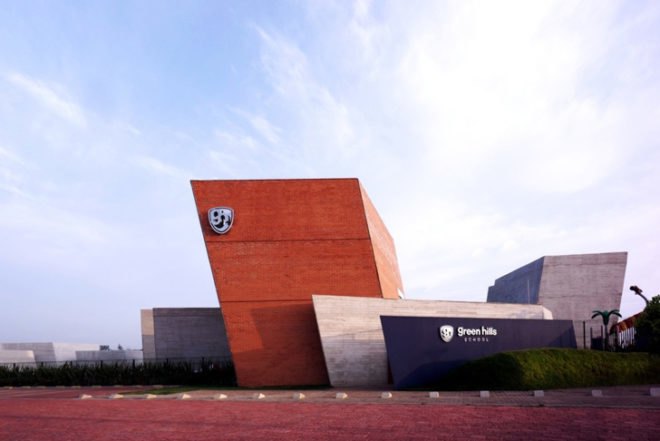 Broissin Architects, campus, school, natural light, concrete, ecological, Colegio Green Hills, Atizapan, Estado de México, Mexico, daylight