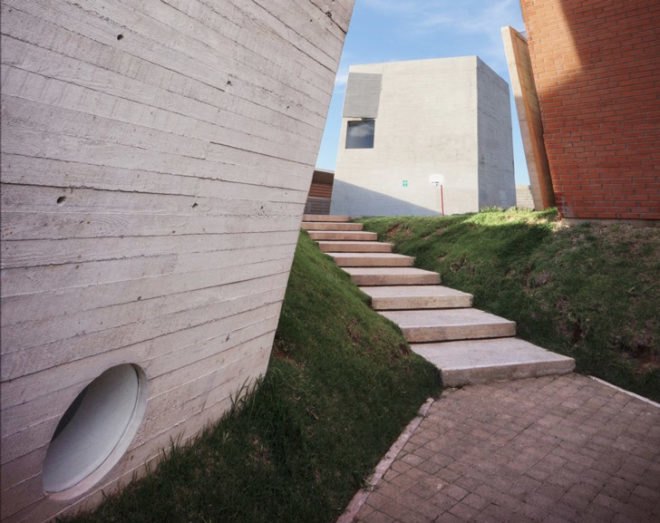 Broissin Architects, campus, school, natural light, concrete, ecological, Colegio Green Hills, Atizapan, Estado de México, Mexico, daylight