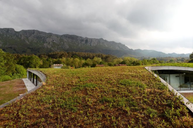 CAEaCLAVELES, hotel, green roof, eco travel, spain, Longo Roldan Arquitectos