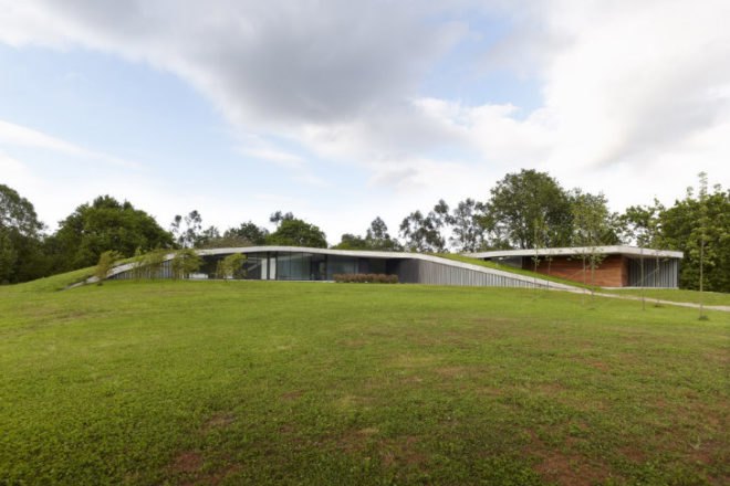 CAEaCLAVELES, hotel, green roof, eco travel, spain, Longo Roldan Arquitectos