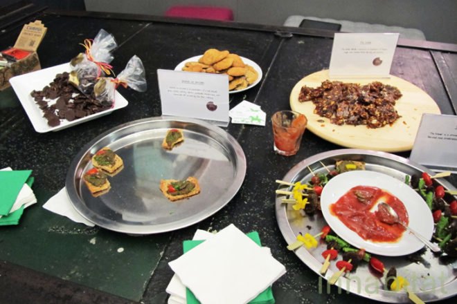 cricket canape, eating crickets, cricket treats, people who eat crickets, cricket cookies, cricket farms, cricket dining, cricket snacks, future food salon, sustainable food, cricket protein, crickets nyc, new york food, weird food nyc, weird food, cricket brittle, cricket energy bars, cricket canape, eating crickets, cricket treats, people who eat crickets, cricket cookies, cricket farms, cricket dining, cricket snacks, future food salon, sustainable food, cricket protein, crickets nyc, new york food, weird food nyc, weird food, cricket brittle, cricket energy bars, cricket farming