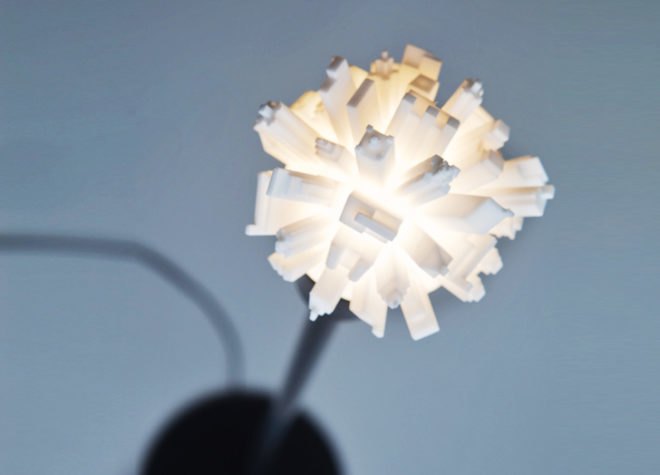 David Grass, Huddle 3d-printed light bulb, 3d printed light bulb, LED light bulb, LED lighting, green lighting, light bulb design, 3d printing, 3d printer, 3d printing technology, green design