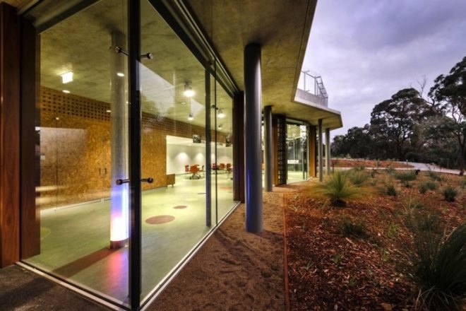 King's Park, Perth, sustainability center, Botanic and Garden's Authority, Australia, green roof, solar power, double glazing, LED lighting, green design, sustainable design, eco-design, environmental education,