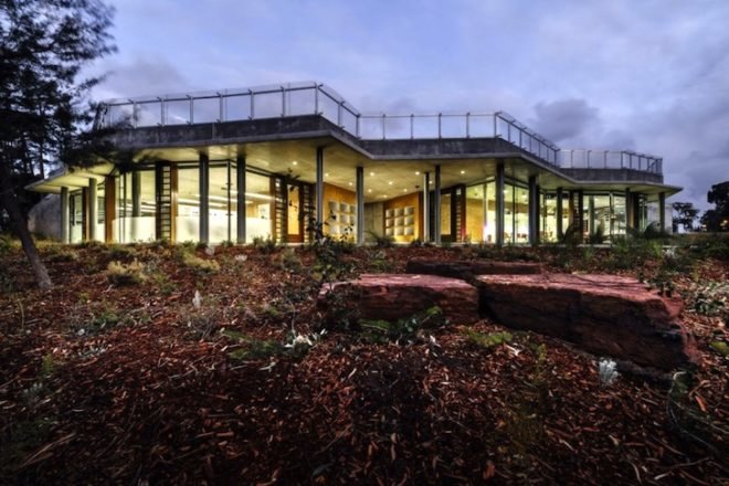 King's Park, Perth, sustainability center, Botanic and Garden's Authority, Australia, green roof, solar power, double glazing, LED lighting, green design, sustainable design, eco-design, environmental education,