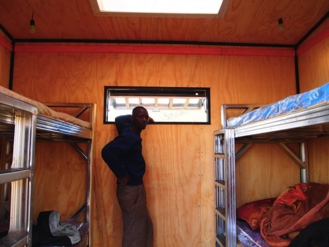 Mamelodi, Mamelodi Pod, shantytown architecture, informal architecture, Architecture for A Change, AFAC, self-sustainable architecture, off the grid, off the grid architecture, solar panels, water tank