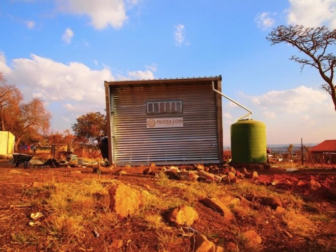 Mamelodi, Mamelodi Pod, shantytown architecture, informal architecture, Architecture for A Change, AFAC, self-sustainable architecture, off the grid, off the grid architecture, solar panels, water tank