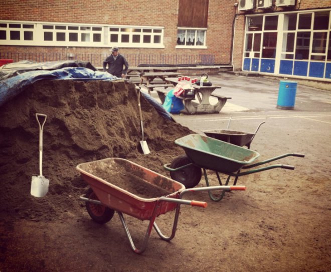 Phytology, Nomad, medicinal garden, London, East End, urban gardening, green urban design, urban design, sustainable design, gardening, botanical, urban garden, edible garden
