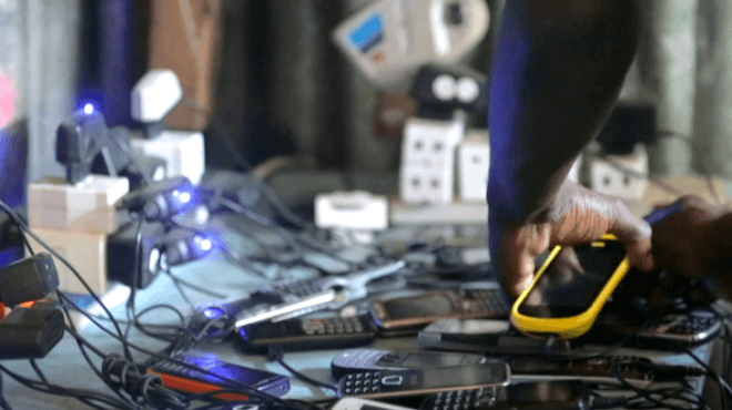 access energy, remba island, slum island, kenya, solar power, wind power, micro grid, clean electricity, clean energy, sustainable energy, off-grid energy, crowd funding, Africa, mobile services in Kenya