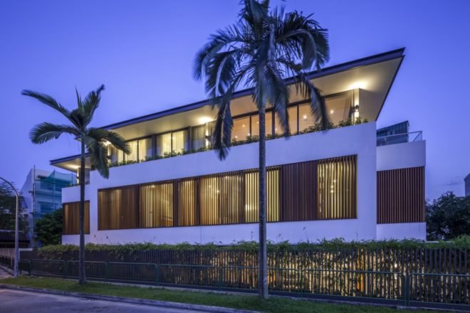 green design, eco design, sustainable design, Sunny SIde House, Wallflower Architecture and Design, oblong House, sunken house, louver house