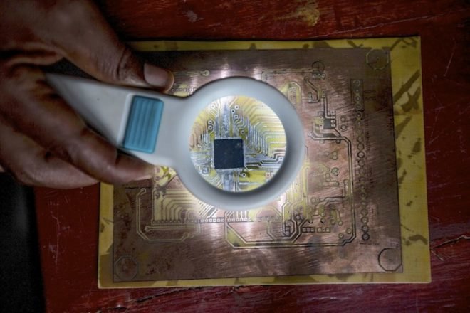access energy, remba island, slum island, kenya, solar power, wind power, micro grid, clean electricity, clean energy, sustainable energy, off-grid energy, crowd funding, Africa, mobile services in Kenya