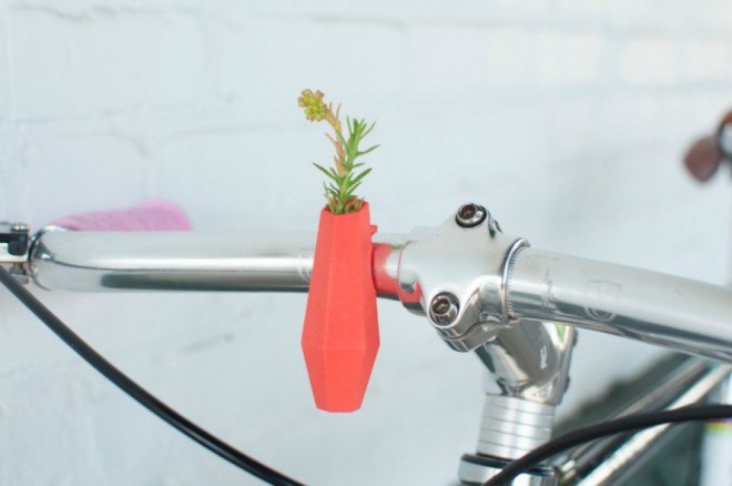 green design, eco design, sustainable design, Wearable Planters, Planter Rings, mini terrariums, wearable terrarium, 3d printed jewelry