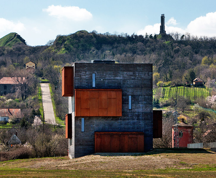 kemenes volcanopark, volcano visitor center, volcano, hungary, foldes architects, sag hill volcano, laszlo foldes, corten steel, volcano exhibit, western hungary