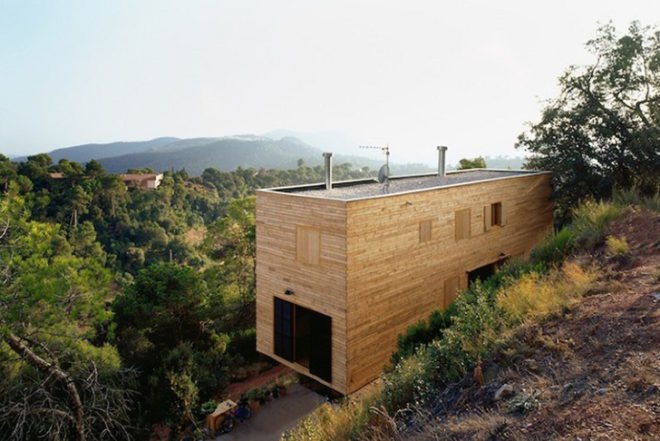 H Arquitectes, House 205, Designed for Disassembly, Spain, Spanish design, wooden house, recyclable wood, reusable wood, TYVEK, energy efficiency, Green Materials, Recycled Materials